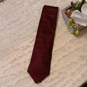 100% silk Pierre Cardin maroon tie